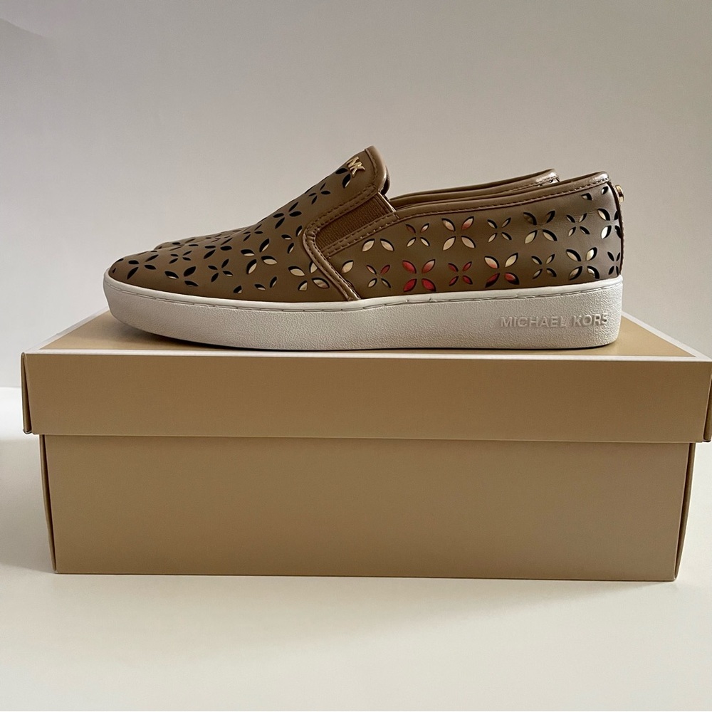 MICHAEL MICHAEL KORS Women’s Keaton Slip On